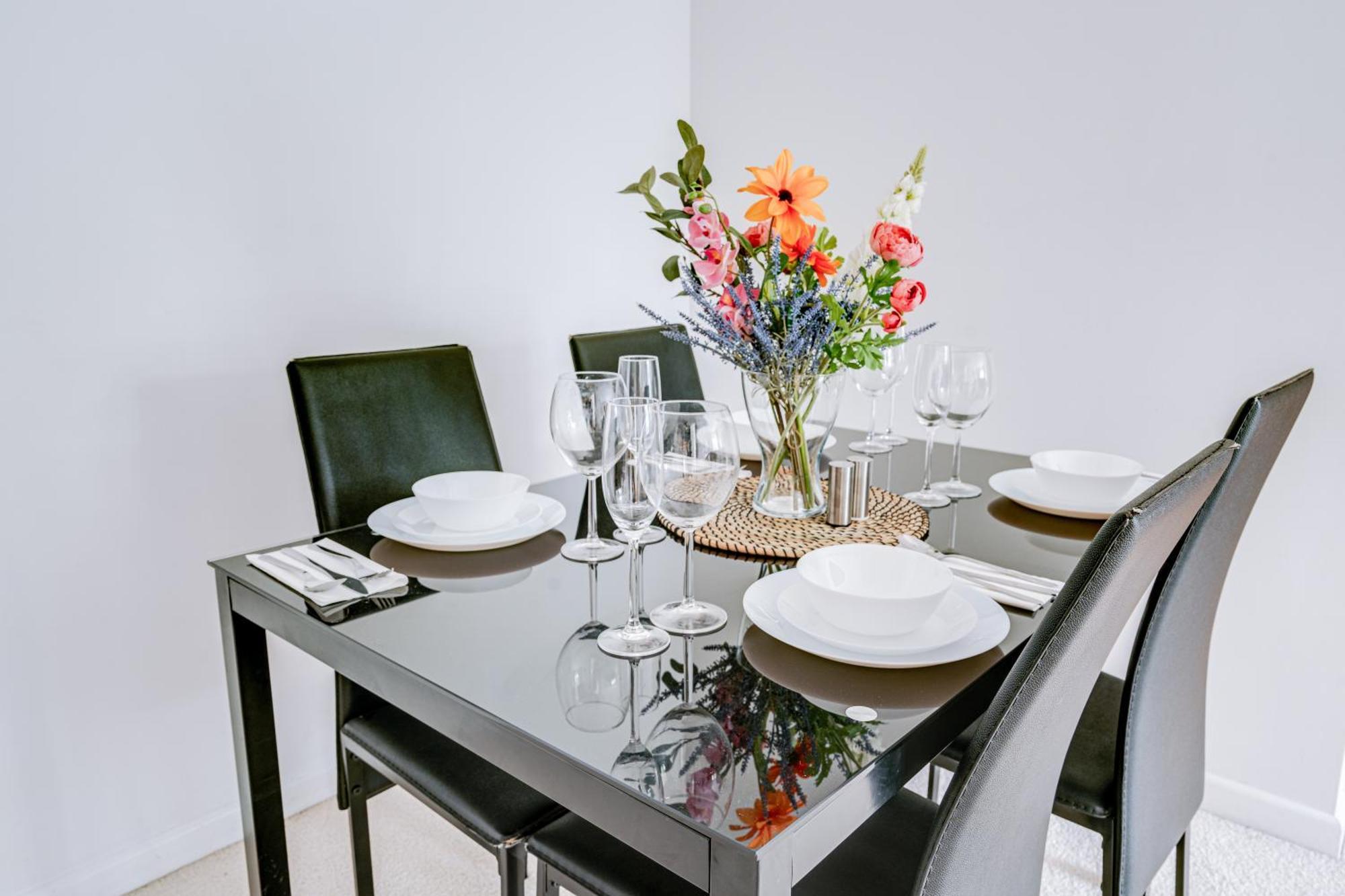 Apartment In Elephant & Castle With Parking Лондон Екстер'єр фото